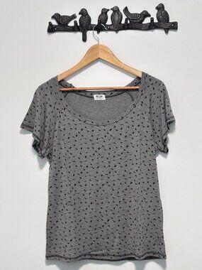 MADE IN CANADA - Flutter Sleeve, Scoop Neck Bamboo Top - Pretty Crow Print